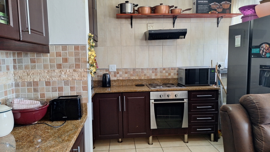 1 Bedroom Property for Sale in Beacon Bay North Eastern Cape